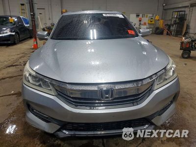 Piąte zdjęcie samochodu w środku: 2017 HONDA ACCORD EX VIN:1HGCR2F76HA185715 - miniatura