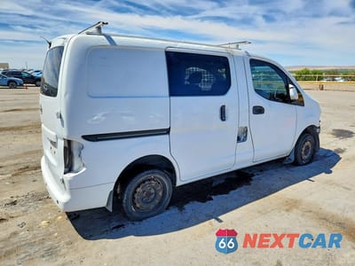 Trzecie zdjęcie samochodu z tyłu: 2017 NISSAN NV200 SV VIN:3N6CM0KN0HK717154 - miniatura