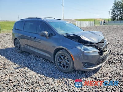 Czwarte zdjęcie samochodu z boku: 2019 CHRYSLER PACIFICA TOURING L VIN:2C4RC1BG6KR629155 - miniatura