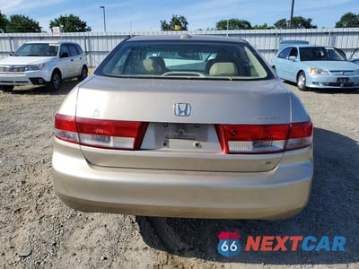 Zdjęcie 6 z 12 samochodu: 2004 HONDA ACCORD EX VIN:1HGCM56864A023649 - miniatura