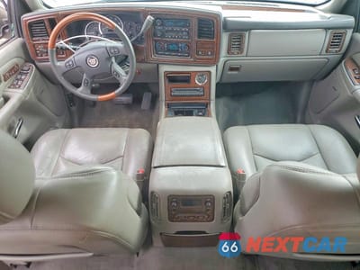 Zdjęcie 8 z 12 samochodu: 2004 CADILLAC ESCALADE EXT VIN:3GYEK62N64G135586 - miniatura