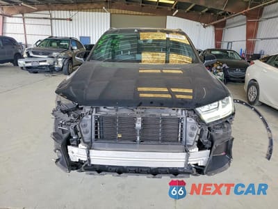 Piąte zdjęcie samochodu w środku: 2018 AUDI Q7 PREMIUM PLUS VIN:WA1LAAF74JD012404 - miniatura