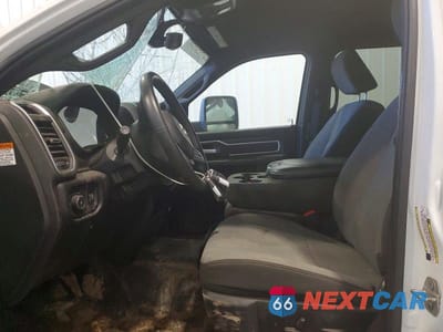 Zdjęcie 7 z 12 samochodu: 2024 RAM 5500 VIN:3C7WRNFL9RG254963 - miniatura