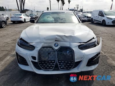 Piąte zdjęcie samochodu w środku: 2024 BMW I4 XDRIVE 40 VIN:WBY83FB02RFT23615 - miniatura