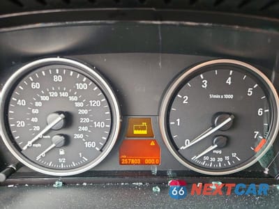 Zdjęcie 9 z 13 samochodu: 2008 BMW 528 I VIN:WBANU535X8BY65151 - miniatura