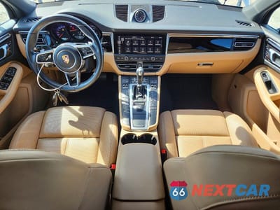Zdjęcie 8 z 12 samochodu: 2019 PORSCHE MACAN VIN:WP1AA2A54KLB06829 - miniatura