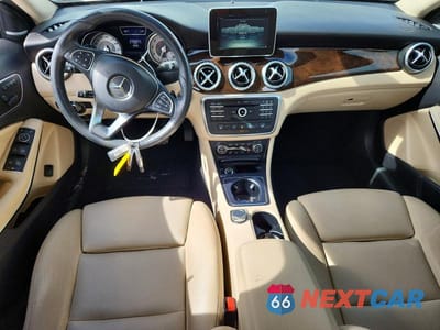 Zdjęcie 8 z 12 samochodu: 2017 MERCEDES-BENZ GLA 250 VIN:WDCTG4EB9HJ337969 - miniatura