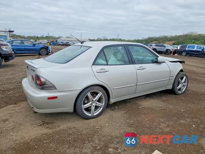 Trzecie zdjęcie samochodu z tyłu: 2004 LEXUS IS 300 VIN:JTHBD192340087663 - miniatura