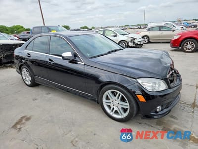 Czwarte zdjęcie samochodu z boku: 2008 MERCEDES-BENZ C 350 VIN:WDDGF56X78R040426 - miniatura