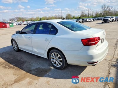 Drugie zdjęcie samochodu z przodu: 2015 VOLKSWAGEN JETTA SE VIN:3VWD17AJ4FM413878 - miniatura