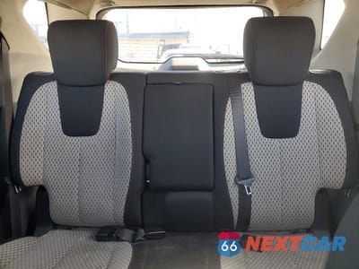 Zdjęcie 10 z 13 samochodu: 2011 CHEVROLET EQUINOX LS VIN:2CNFLCEC5B6379251 - miniatura