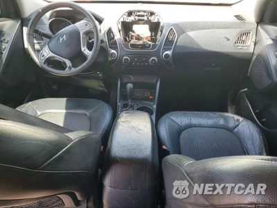 Zdjęcie 8 z 13 samochodu: 2010 HYUNDAI TUCSON GLS VIN:KM8JU3AC4AU020650 - miniatura