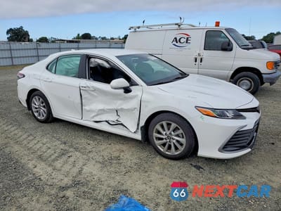 Czwarte zdjęcie samochodu z boku: 2023 TOYOTA CAMRY LE VIN:4T1R11AK3PU095680 - miniatura