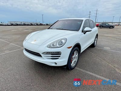 Drugie zdjęcie samochodu z przodu: 2014 PORSCHE CAYENNE VIN:WP1AA2A28ELA02404 - miniatura
