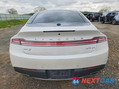 Zdjęcie 6 z 12 samochodu: 2019 LINCOLN MKZ RESERVE II VIN:3LN6L5F92KR602630 - miniatura
