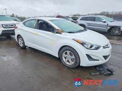 Czwarte zdjęcie samochodu z boku: 2014 HYUNDAI ELANTRA SE VIN:5NPDH4AE7EH506818 - miniatura