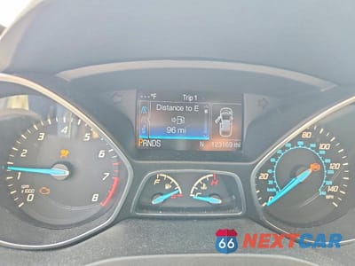 Zdjęcie 9 z 13 samochodu: 2016 FORD ESCAPE TITANIUM VIN:1FMCU0J94GUB52988 - miniatura