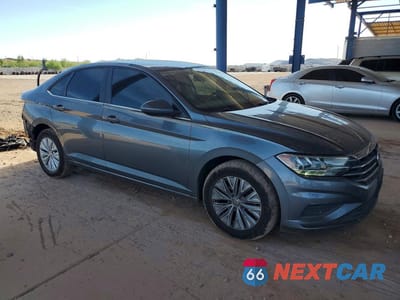 Czwarte zdjęcie samochodu z boku: 2020 VOLKSWAGEN JETTA S VIN:3VWCB7BUXLM028967 - miniatura