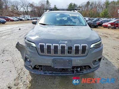 Piąte zdjęcie samochodu w środku: 2019 JEEP CHEROKEE LATITUDE PLUS VIN:1C4PJMLX0KD359968 - miniatura