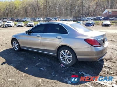 Drugie zdjęcie samochodu z przodu: 2019 MERCEDES-BENZ C 300 4MATIC VIN:55SWF8EB8KU299922 - miniatura
