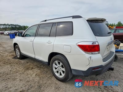 Drugie zdjęcie samochodu z przodu: 2013 TOYOTA HIGHLANDER BASE VIN:5TDZA3EH5DS045099 - miniatura