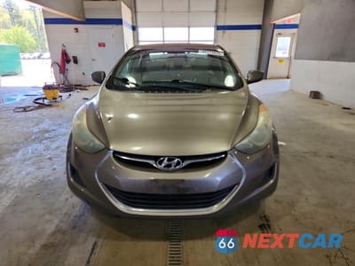 Piąte zdjęcie samochodu w środku: 2011 HYUNDAI ELANTRA GLS VIN:5NPDH4AE6BH025289 - miniatura