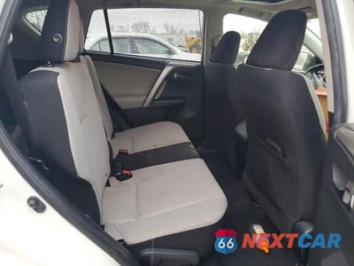 Zdjęcie 11 z 13 samochodu: 2017 TOYOTA RAV4 XLE VIN:JTMRFREV5HJ173551 - miniatura