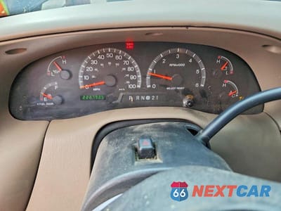 Zdjęcie 9 z 13 samochodu: 2000 FORD F150 VIN:1FTRX18L5YKA03421 - miniatura