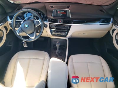 Zdjęcie 8 z 13 samochodu: 2018 BMW X1 XDRIVE28I VIN:WBXHT3C38J5L26945 - miniatura