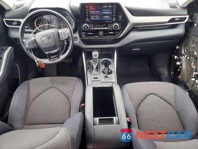 Zdjęcie 8 z 11 samochodu: 2021 TOYOTA HIGHLANDER LE VIN:5TDBZRBHXMS528606 - miniatura