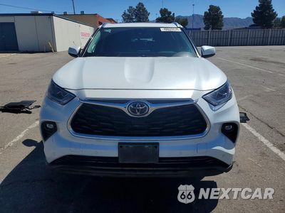 Piąte zdjęcie samochodu w środku: 2022 TOYOTA HIGHLANDER VIN:5TDYZRAH2NS100834 - miniatura