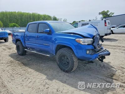 Czwarte zdjęcie samochodu z boku: 2018 TOYOTA TACOMA SR5 V6 VIN:3TMCZ5AN8JM126857 - miniatura