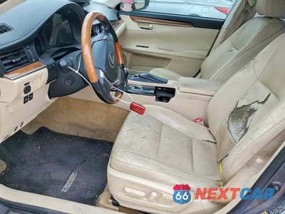 Zdjęcie 7 z 12 samochodu: 2013 LEXUS ES VIN:JTHBW1GG9D2034687 - miniatura