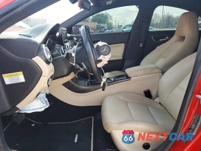 Zdjęcie 7 z 13 samochodu: 2014 MERCEDES-BENZ CLA 250 VIN:WDDSJ4EB9EN040939 - miniatura