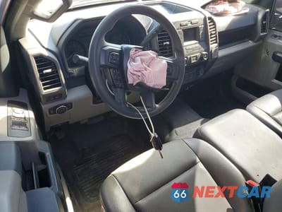 Zdjęcie 8 z 12 samochodu: 2022 FORD F350 SUPER DUTY VIN:1FD8X3E64NEE94642 - miniatura