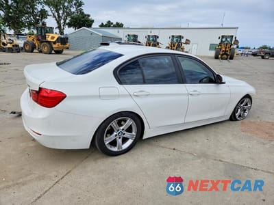 Trzecie zdjęcie samochodu z tyłu: 2014 BMW 328 I SULEV VIN:WBA3C1C54EK115436 - miniatura