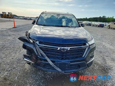 Piąte zdjęcie samochodu w środku: 2022 CHEVROLET TRAVERSE LS VIN:1GNERFKW6NJ128476 - miniatura