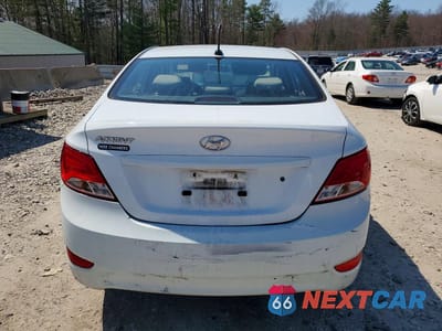 Zdjęcie 6 z 12 samochodu: 2016 HYUNDAI ACCENT SE VIN:KMHCT4AE1GU162742 - miniatura