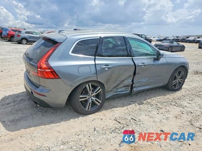Trzecie zdjęcie samochodu z tyłu: 2021 VOLVO XC60 T5 MOMENTUM VIN:YV4102DK5M1684164 - miniatura