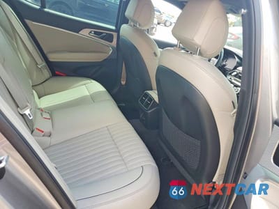 Zdjęcie 10 z 13 samochodu: 2023 GENESIS G70 2.0T VIN:KMTG34TA1PU134876 - miniatura