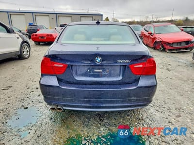 Zdjęcie 6 z 12 samochodu: 2010 BMW 328 XI SULEV VIN:WBAPK5C58AA652869 - miniatura