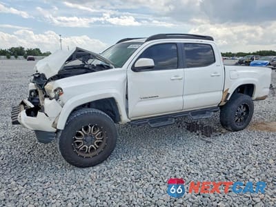 2017 TOYOTA TACOMA SR5 V6 5TFCZ5AN4HX084725 - główne zdjęcie licytacji z USA - miniatura