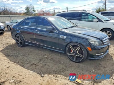 Czwarte zdjęcie samochodu z boku: 2011 MERCEDES-BENZ C 300 4MATIC VIN:WDDGF8BB2BR175798 - miniatura