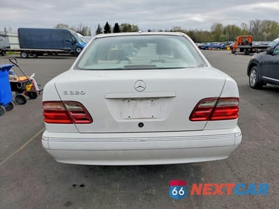 Zdjęcie 6 z 12 samochodu: 2001 MERCEDES-BENZ E 320 VIN:WDBJF65J31B259867 - miniatura