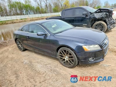 Czwarte zdjęcie samochodu z boku: 2012 AUDI A5 PRESTIGE VIN:WAU3FAFR4CA006645 - miniatura