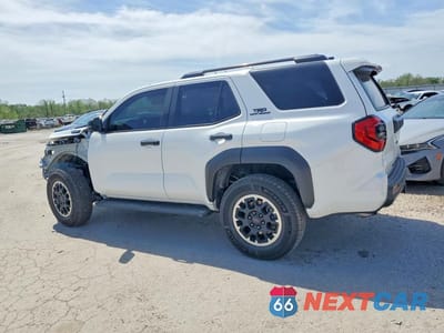 Drugie zdjęcie samochodu z przodu: 2025 TOYOTA 4RUNNER TRD OFF-ROAD PREMIUM HV VIN:JTEVB5BR9S5015591 - miniatura