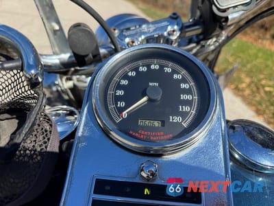 Zdjęcie 8 z 11 samochodu: 2001 HARLEY-DAVIDSON FLSTCI VIN:1HD1BWB111Y038197 - miniatura