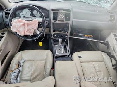 Zdjęcie 8 z 13 samochodu: 2005 CHRYSLER 300 TOURING VIN:2C3JA53G35H633378 - miniatura