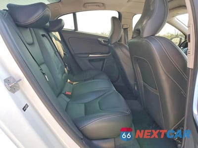 Zdjęcie 10 z 13 samochodu: 2017 VOLVO S60 VIN:YV126MFL0H2434512 - miniatura