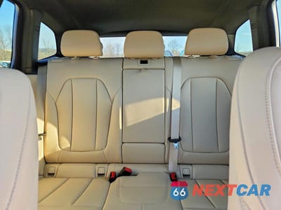 Zdjęcie 10 z 13 samochodu: 2019 BMW X3 XDRIVE30I VIN:5UXTR9C51KLE11800 - miniatura